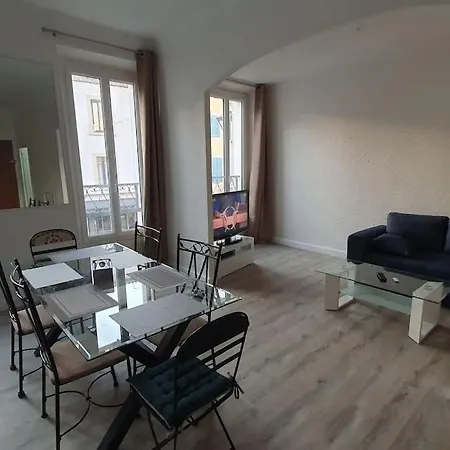 Centre-historique 70 M2 Apartmán Fréjus