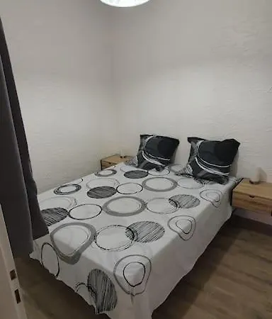 Centre-historique 70 M2 *